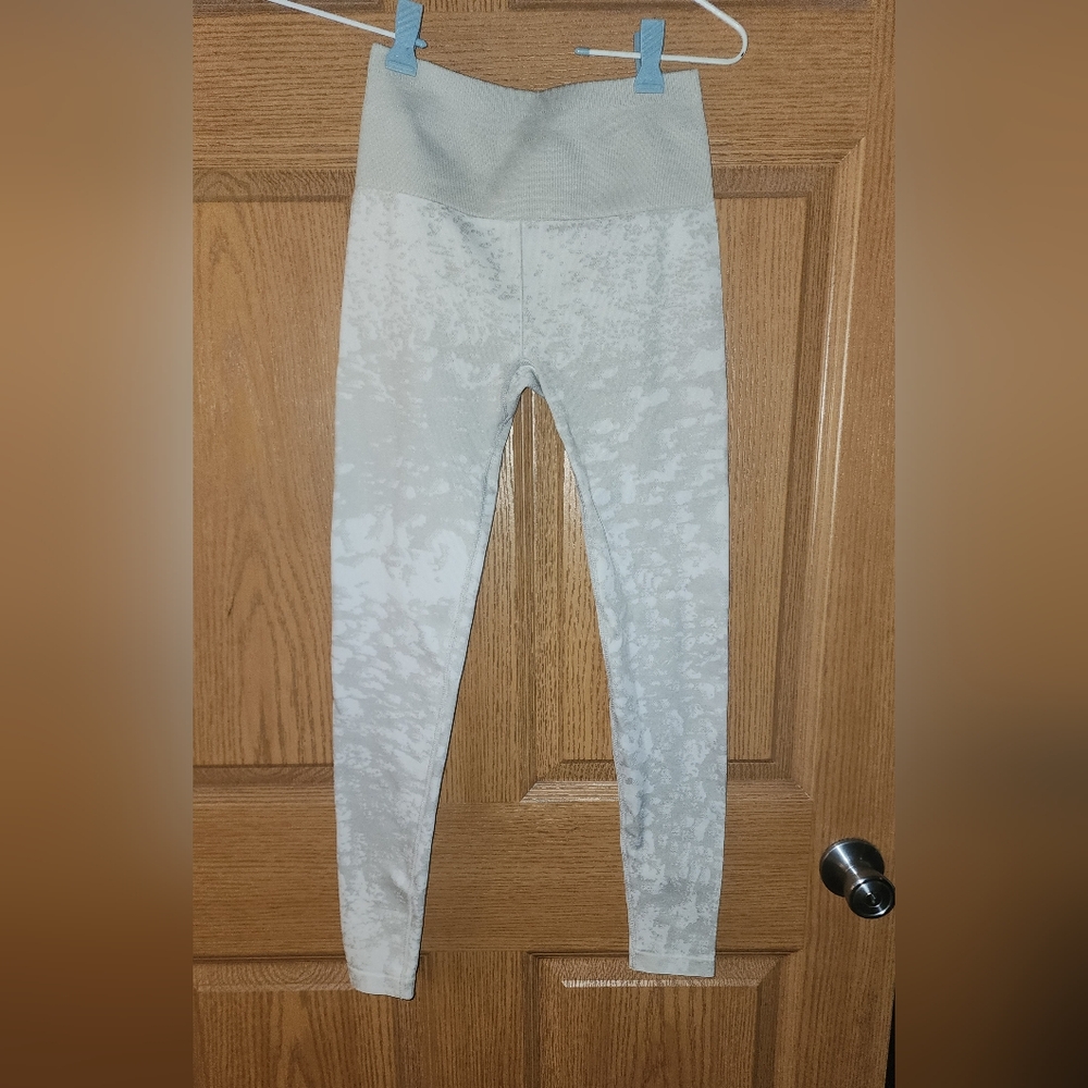 XS fabletics marble leggings
